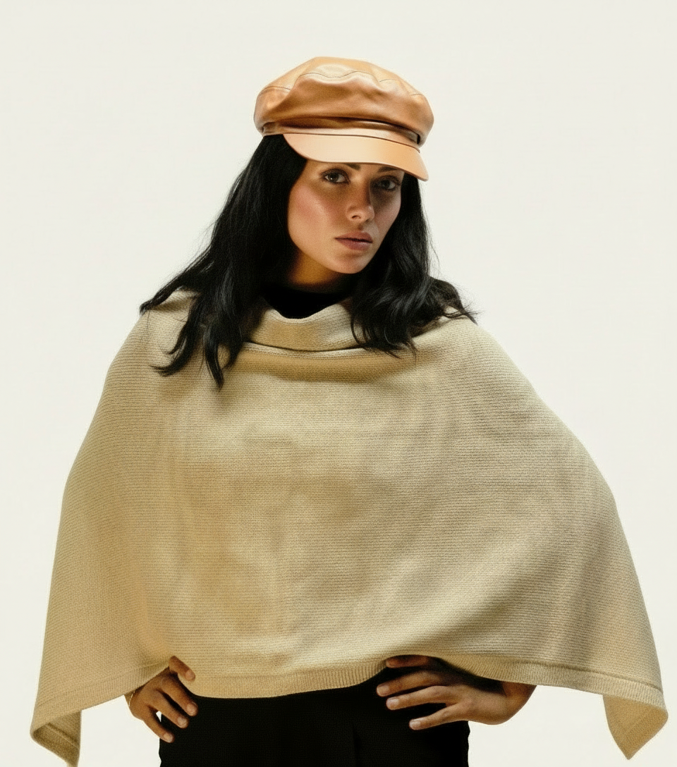 Moonlight Puyu Ruana