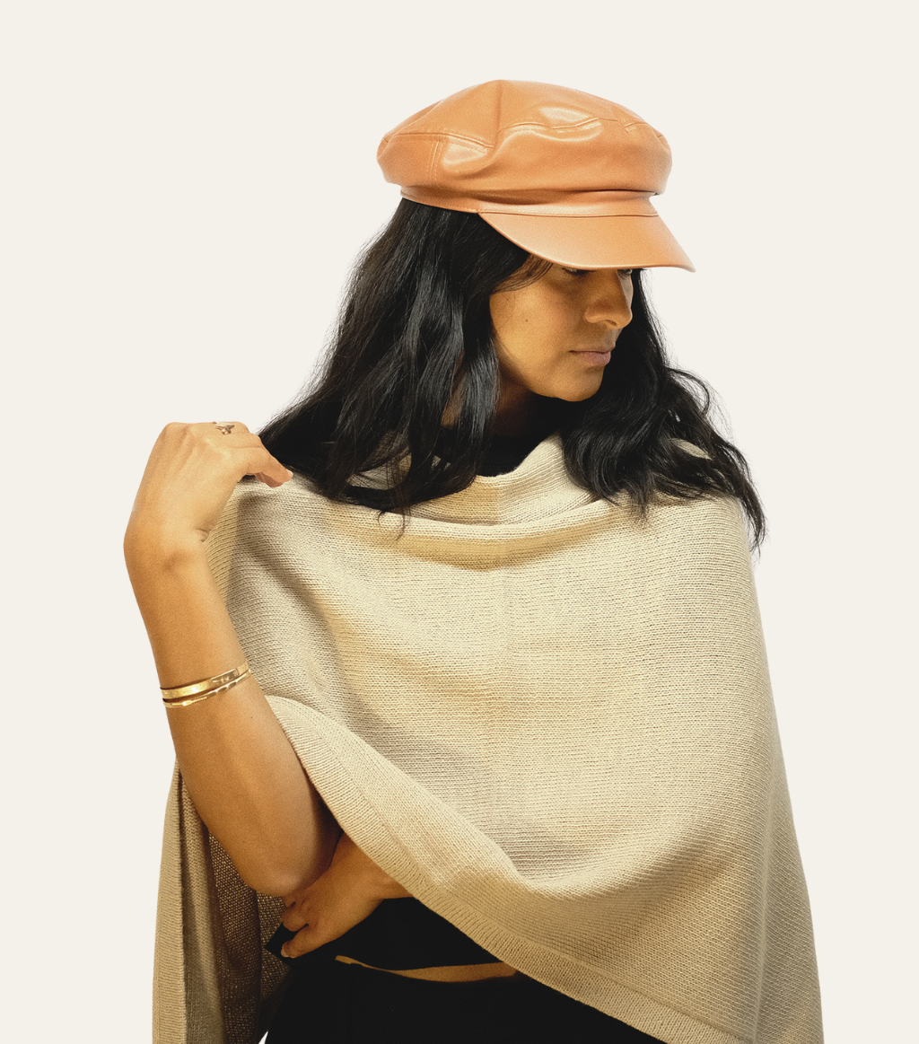 Moonlight Puyu Ruana